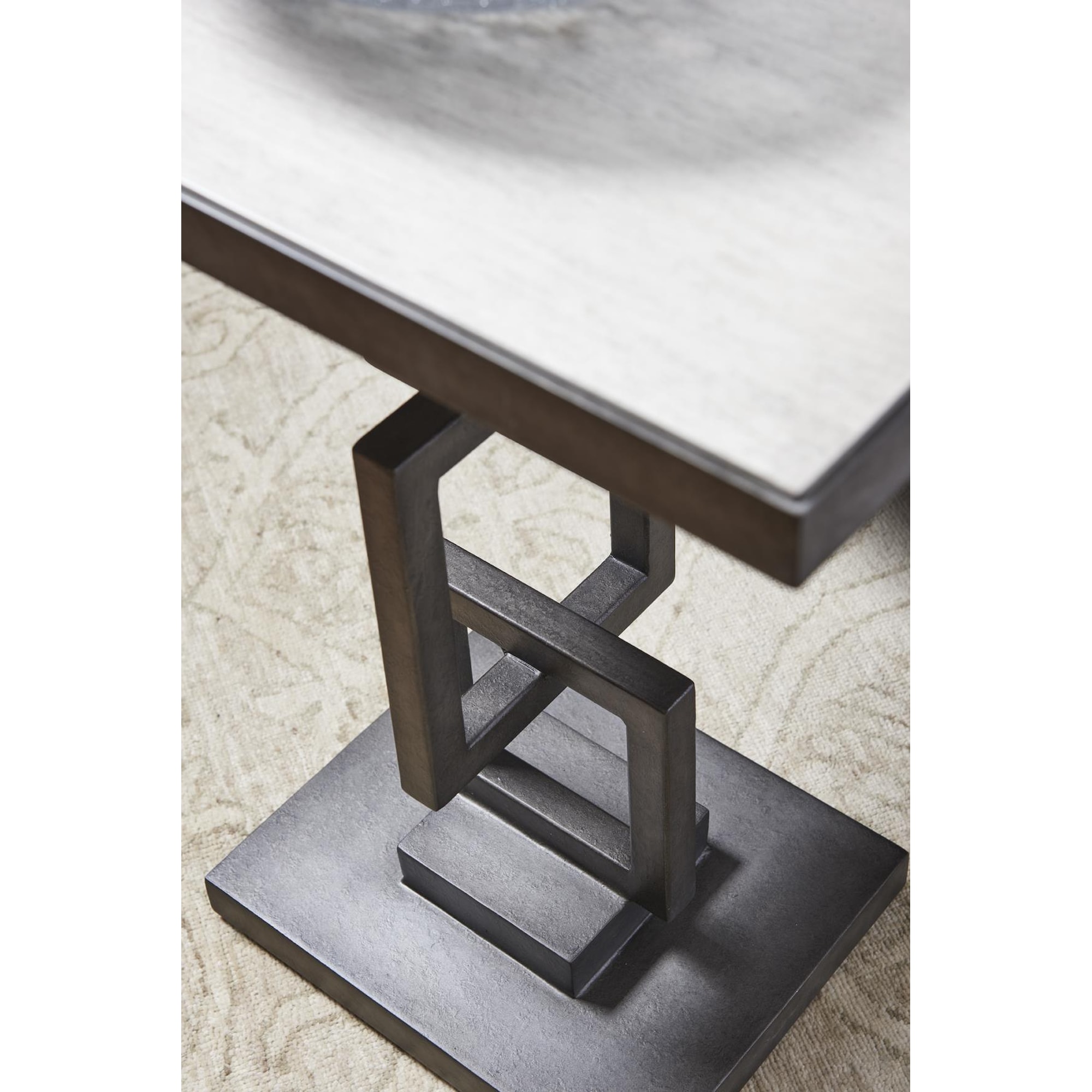 Lexington Oyster Bay 634774207 Deerwood Side Table with Burnished Metal